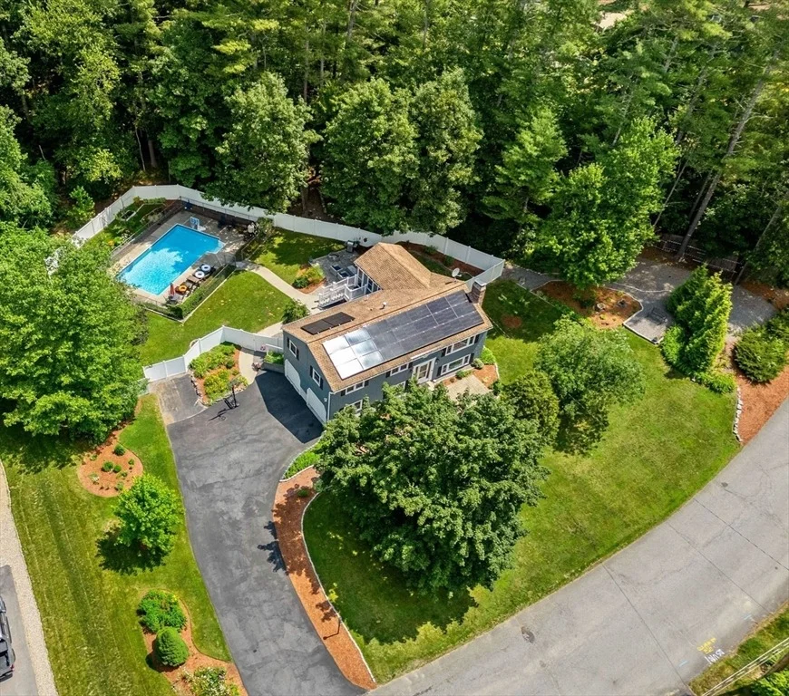Unit for sale at 3 Redwood St, Townsend, MA 01469