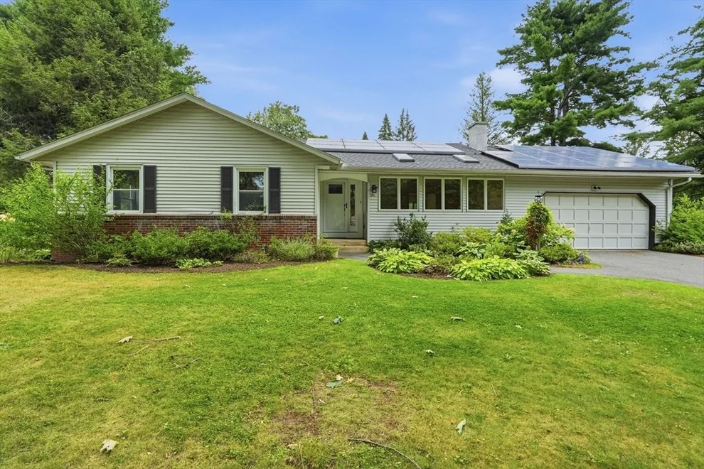 Unit for sale at 31 Colonial Court, Amherst, MA 01002