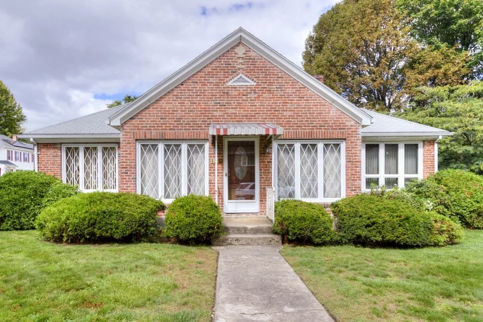 Unit for sale at 135 Orient St, Worcester, MA 01604