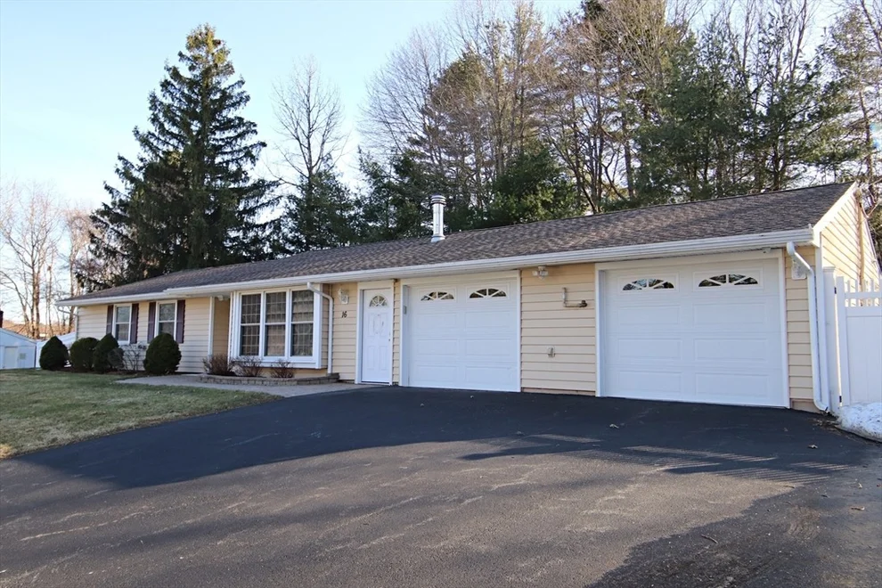 Unit for sale at 16 Waldens Hill Drive, Peabody, MA 01960