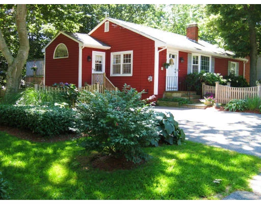 Unit for sale at 12 Seagull St, Rockport, MA 01966