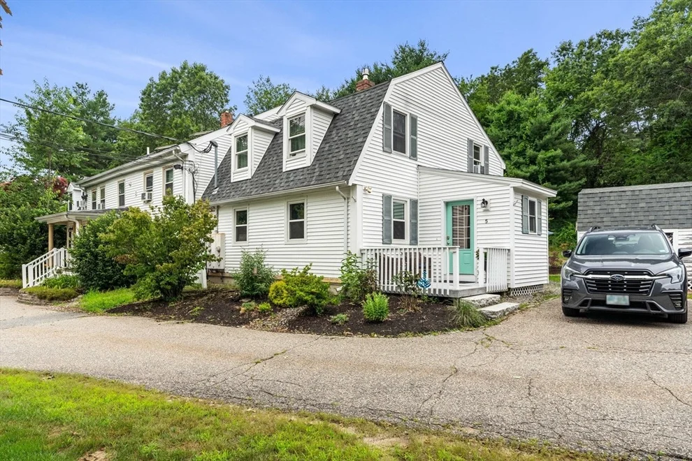 Unit for sale at 2 River Rd, Brentwood, NH 03833