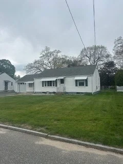 Unit for sale at 44 Maebeth St, Springfield, MA 01119