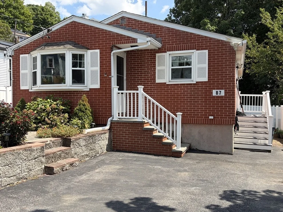 Unit for sale at 87 Pine Hill Cir, Waltham, MA 02451
