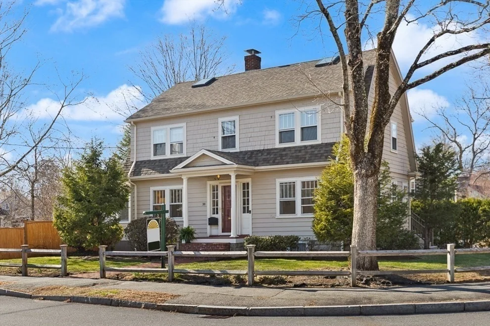 Unit for sale at 38 Weston Road, Reading, MA 01867