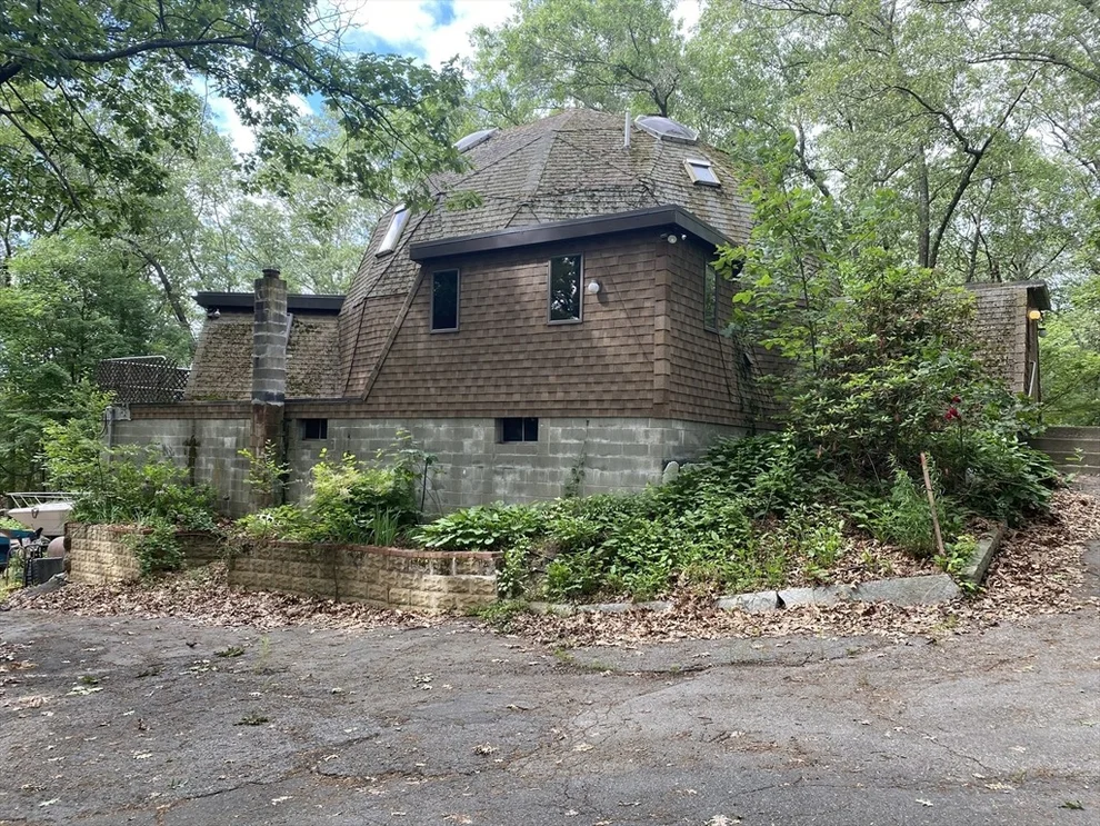 Unit for sale at 58 Concord Road, Marlborough, MA 01752