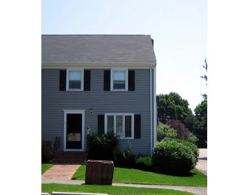 Unit for sale at 15 Casey Cr., Waltham, MA 02451