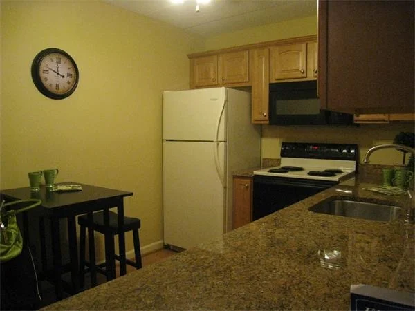Unit for sale at 40 Main St, Stoneham, MA 02180