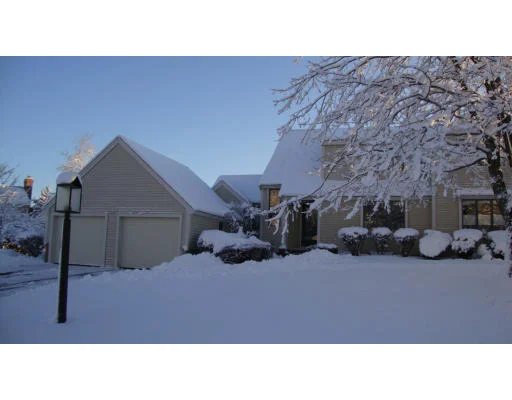 Unit for sale at 7 Niblick Way, North Reading, MA 01864