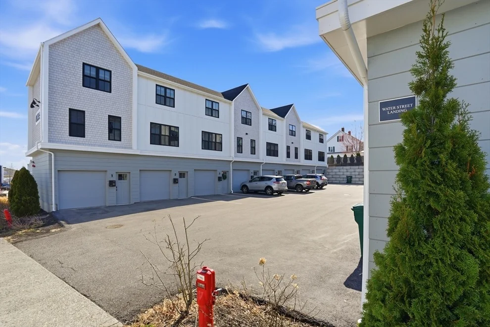 Unit for sale at 7 Water Street, Plymouth, MA 02360