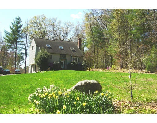 Unit for sale at 207 Harwood Avenue, Littleton, MA 01460