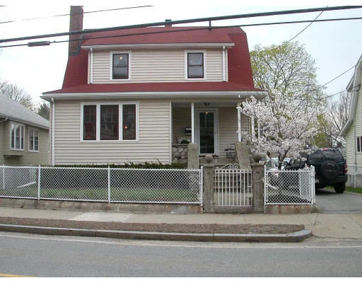 Unit for sale at 92 Park Ave Ext, Arlington, MA 02475