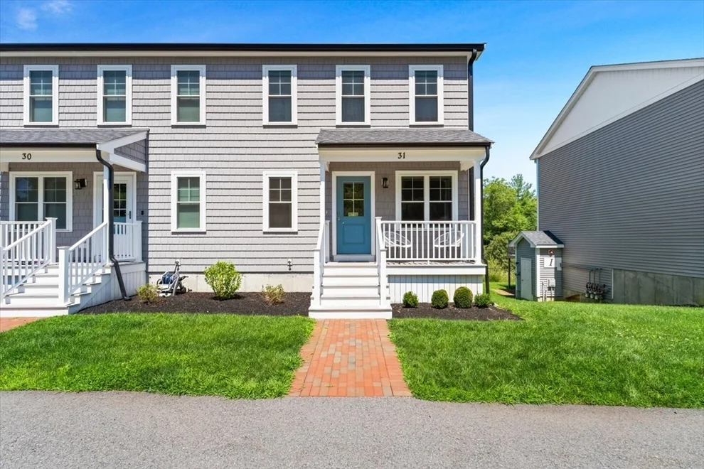 Unit for sale at 55 Plymouth St, Whitman, MA 02382