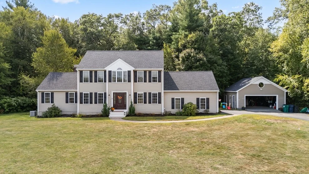 Unit for sale at 8 Virginia Ave, Sutton, MA 01590