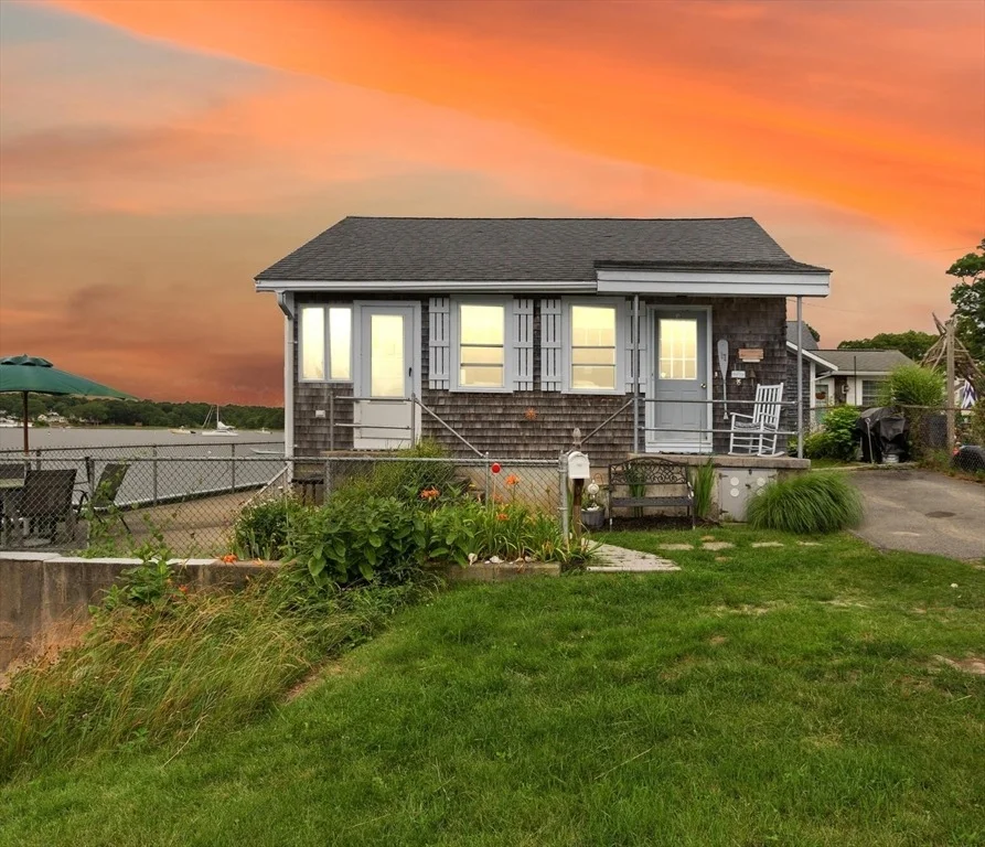 Unit for sale at 17 Blue Jay Terrace, Wareham, MA 02571