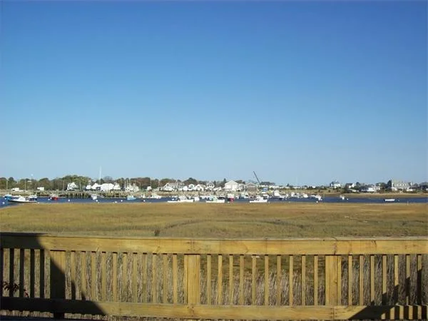 Unit for sale at 68 Marginal St, Marshfield, MA 02050