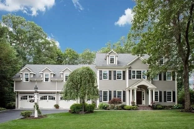 Unit for sale at 10 Taylor Road, Wellesley, MA 02481