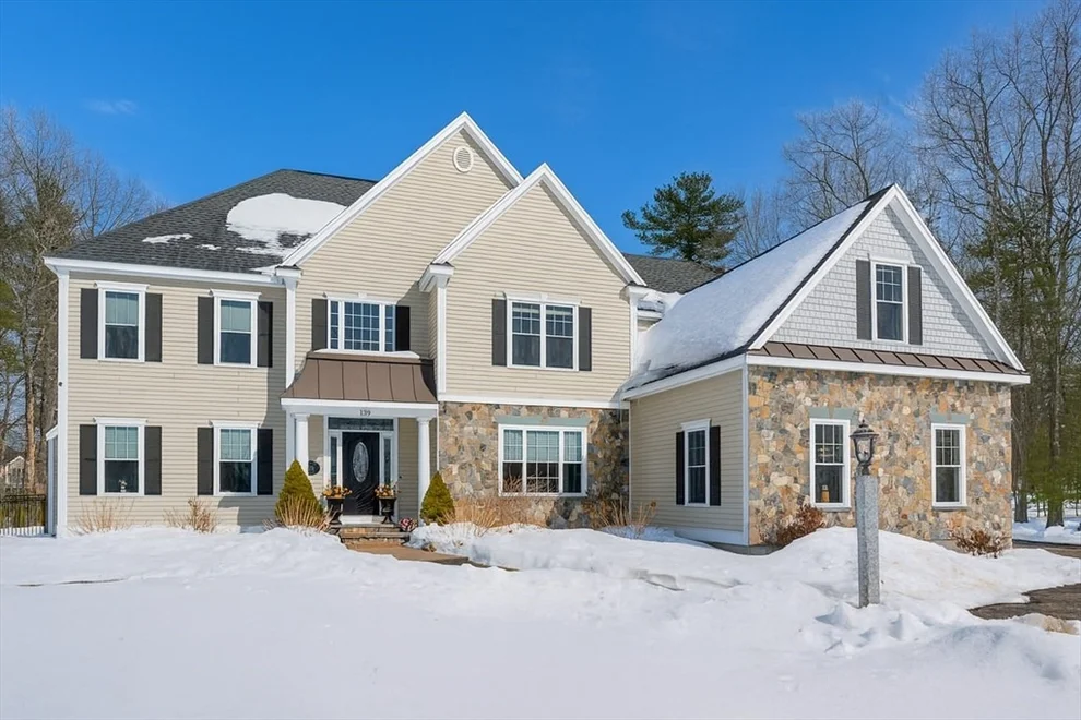 Unit for sale at 139 Oak Tr, Bolton, MA 01740