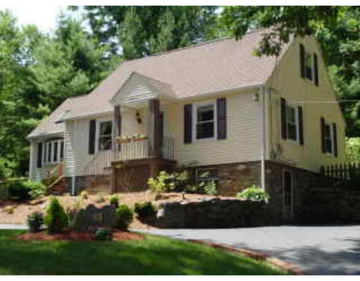 Unit for sale at 65 Salisbury St, Holden, MA 01520