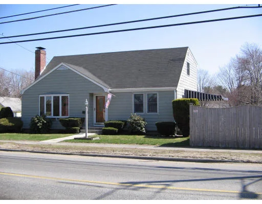 Unit for sale at 588 Lowell Street, Peabody, MA 01960