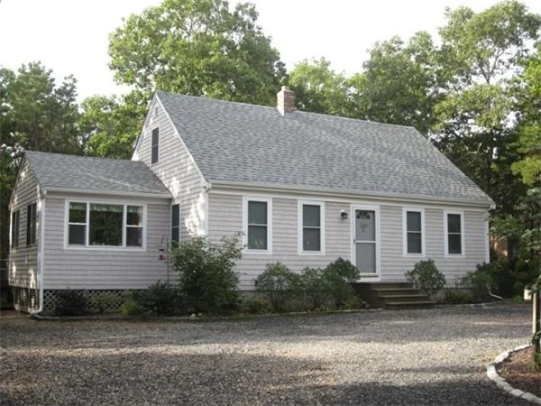 Unit for sale at 12 Whippoorwill Cir, Mashpee, MA 02649