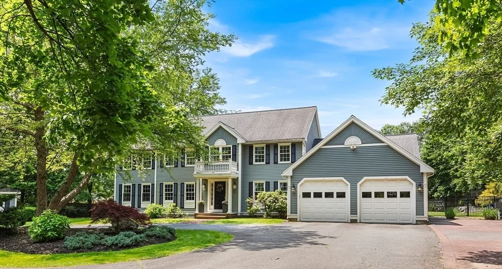 Unit for sale at 389 Summer Avenue, Reading, MA 01867