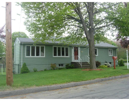 Unit for sale at 84 Plymouth Road, Wakefield, MA 01880