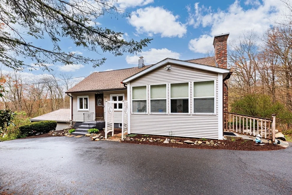 Unit for sale at 185 N Monson Rd, Hampden, MA 01036