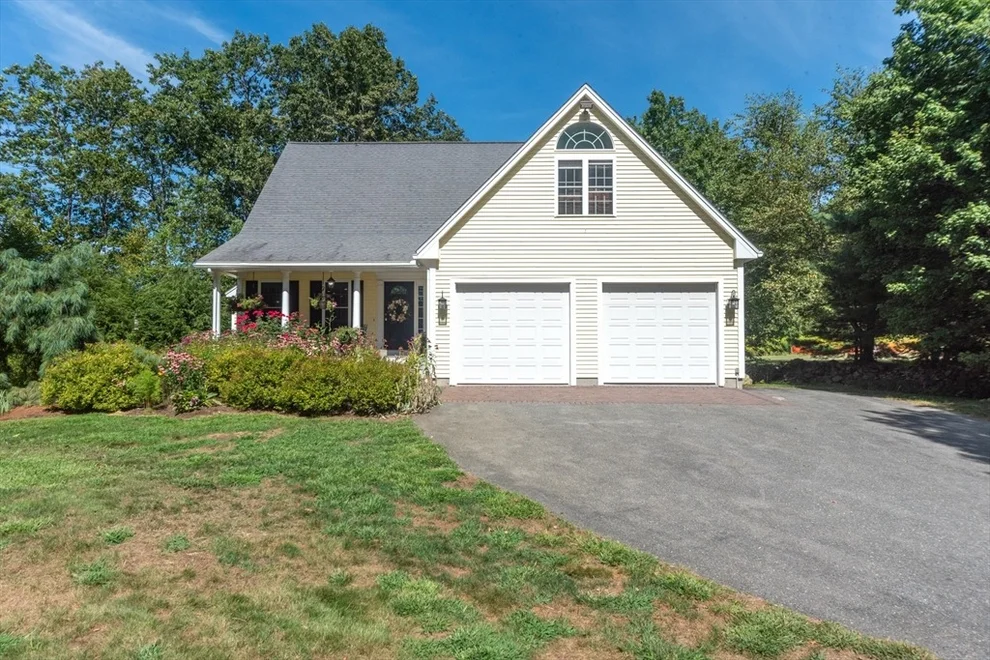 Unit for sale at 131 Old Westminster Rd, Hubbardston, MA 01452