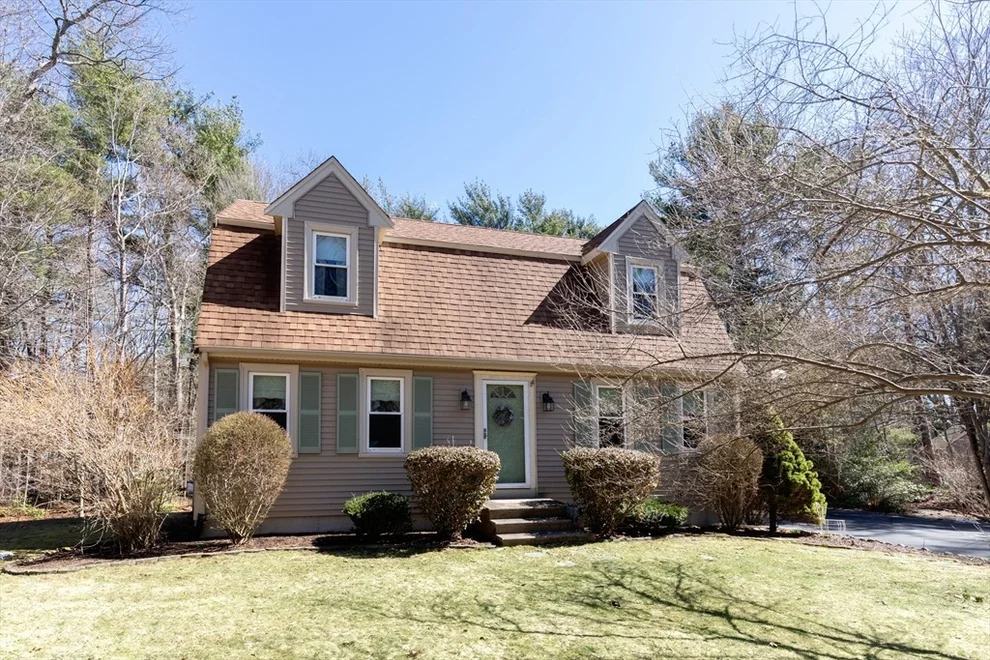 Unit for sale at 53 Stoney Weir Rd, Halifax, MA 02338