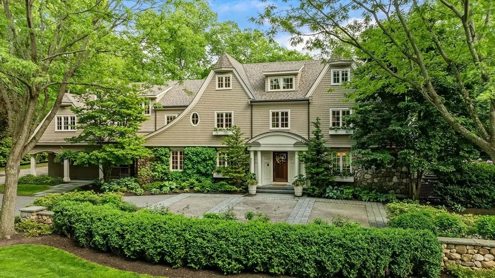 Unit for sale at 14 Greylock Road, Wellesley, MA 02481