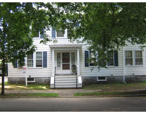 Unit for sale at 21 Saltonstall Pkwy, Salem, MA 01970