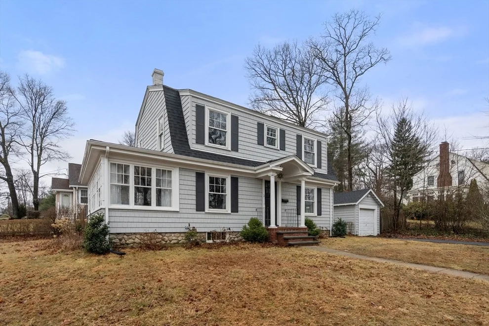 Unit for sale at 2 Lakewood Rd, Weymouth, MA 02190
