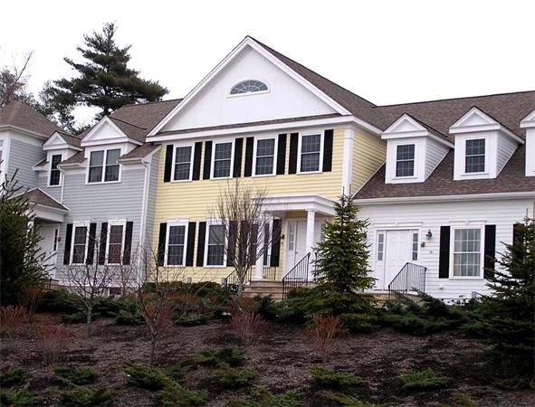 Unit for sale at 19 Meetinghouse Rd., Norfolk, MA 02056
