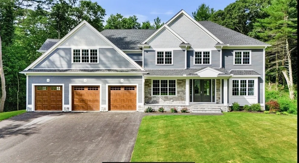 Unit for sale at 4 Kerri Lane, Hingham, MA 02043