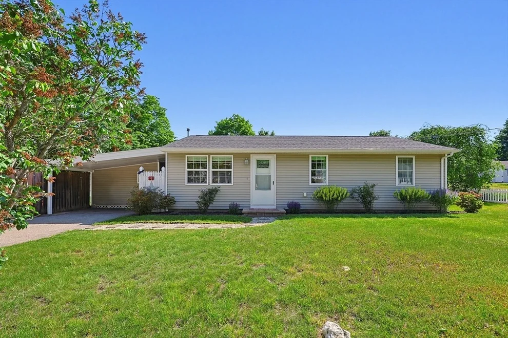Unit for sale at 4 Ewald Ave, Plainville, MA 02762