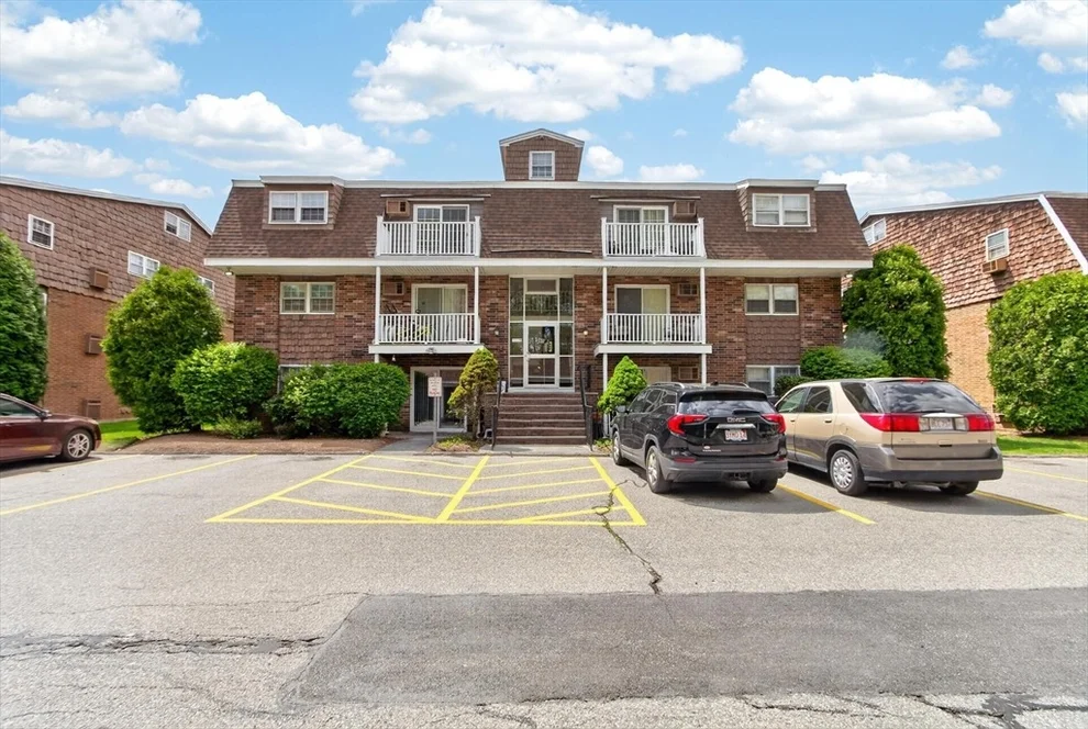 Unit for sale at 90 Beacon, Lawrence, MA 01843