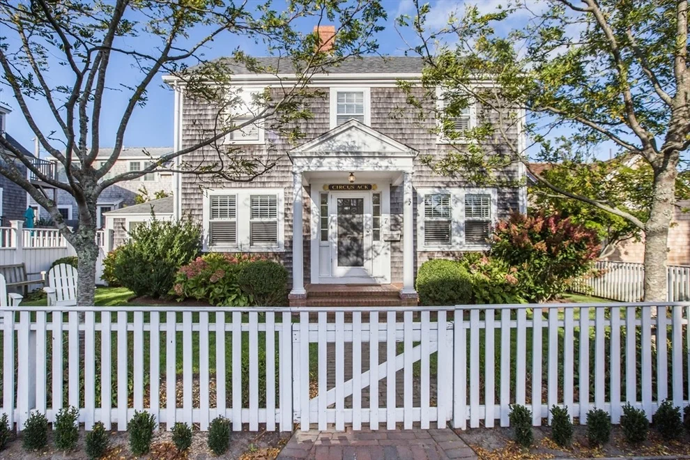 Unit for sale at 7 N Beach St, Nantucket, MA 02554