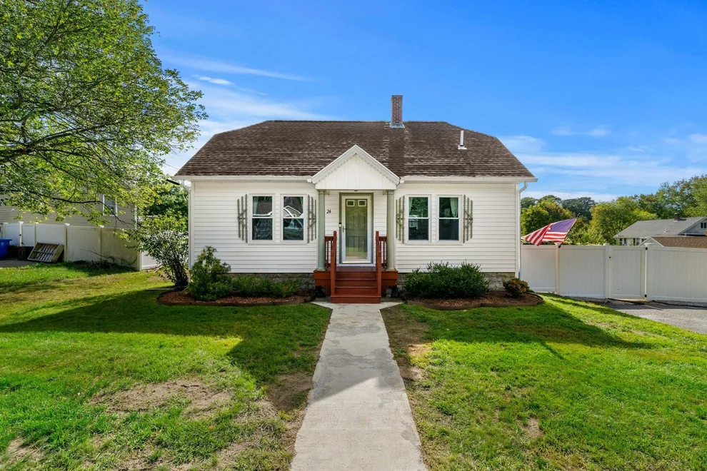 Unit for sale at 24 Lakeview Ave, Taunton, MA 02780
