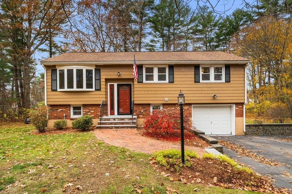 Unit for sale at 15 Governor Peabody Rd, Billerica, MA 01821