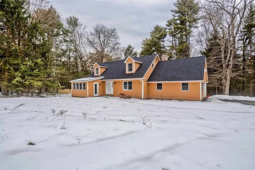 Unit for sale at 94 Amherst Rd, Pelham, MA 01002