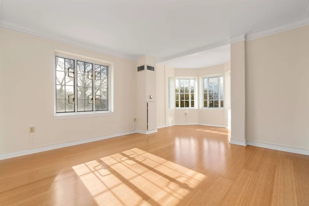 Unit for sale at 20 Chapel St, Brookline, MA 02446