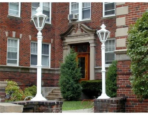 Unit for sale at 20 Concord Ave, Cambridge, MA 02138