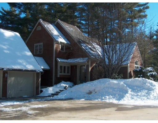 Unit for sale at 13 Woodridge Lane, Westford, MA 01886