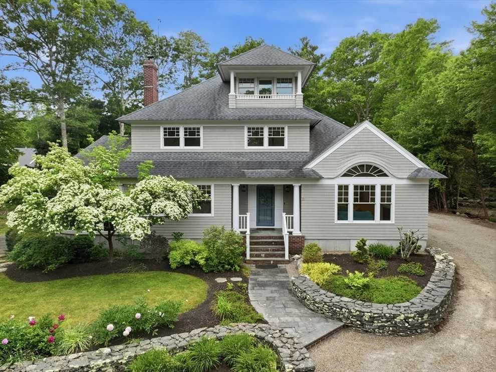 Unit for sale at 72 Indian Cove Rd, Marion, MA 02738