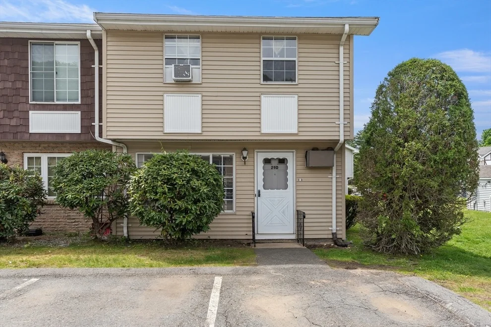 Unit for sale at 945 Riverside Dr, Methuen, MA 01844
