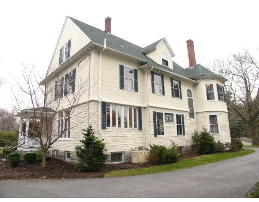Unit for sale at 140 E Hartford Ave, Uxbridge, MA 01569