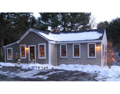 Unit for sale at 61 Harlow St, Essex, MA 01929
