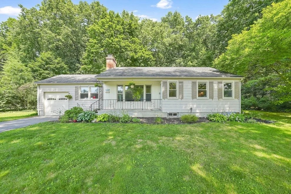 Unit for sale at 115 Fernwood Dr, East Longmeadow, MA 01020