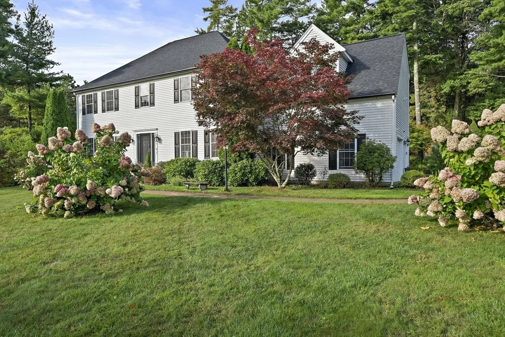 Unit for sale at 2 Continental Court, Kingston, MA 02364